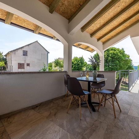 Apartmani Dupor Gornji Karin Dış mekan fotoğraf