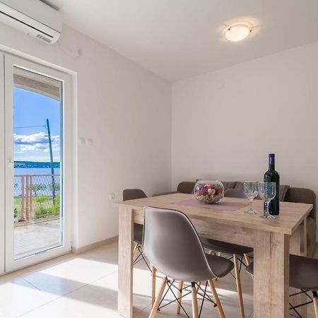 Apartmani Dupor Gornji Karin Dış mekan fotoğraf