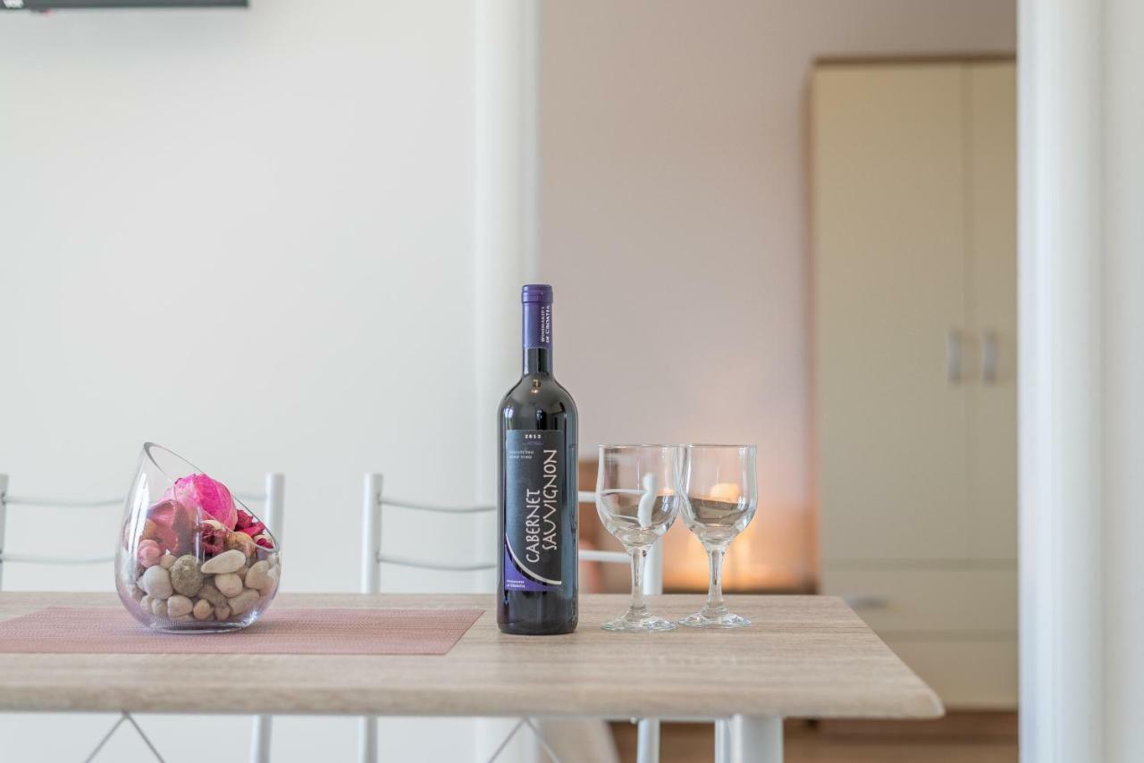 Apartmani Dupor Gornji Karin Dış mekan fotoğraf