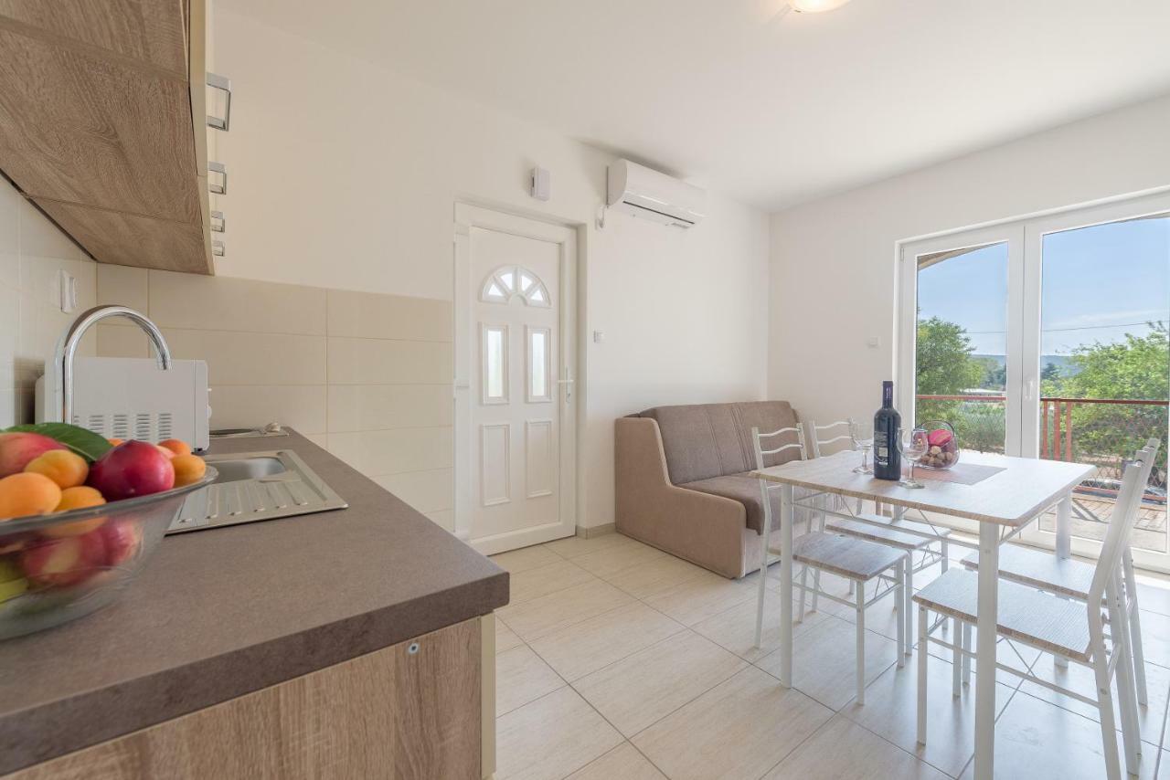 Apartmani Dupor Gornji Karin Dış mekan fotoğraf