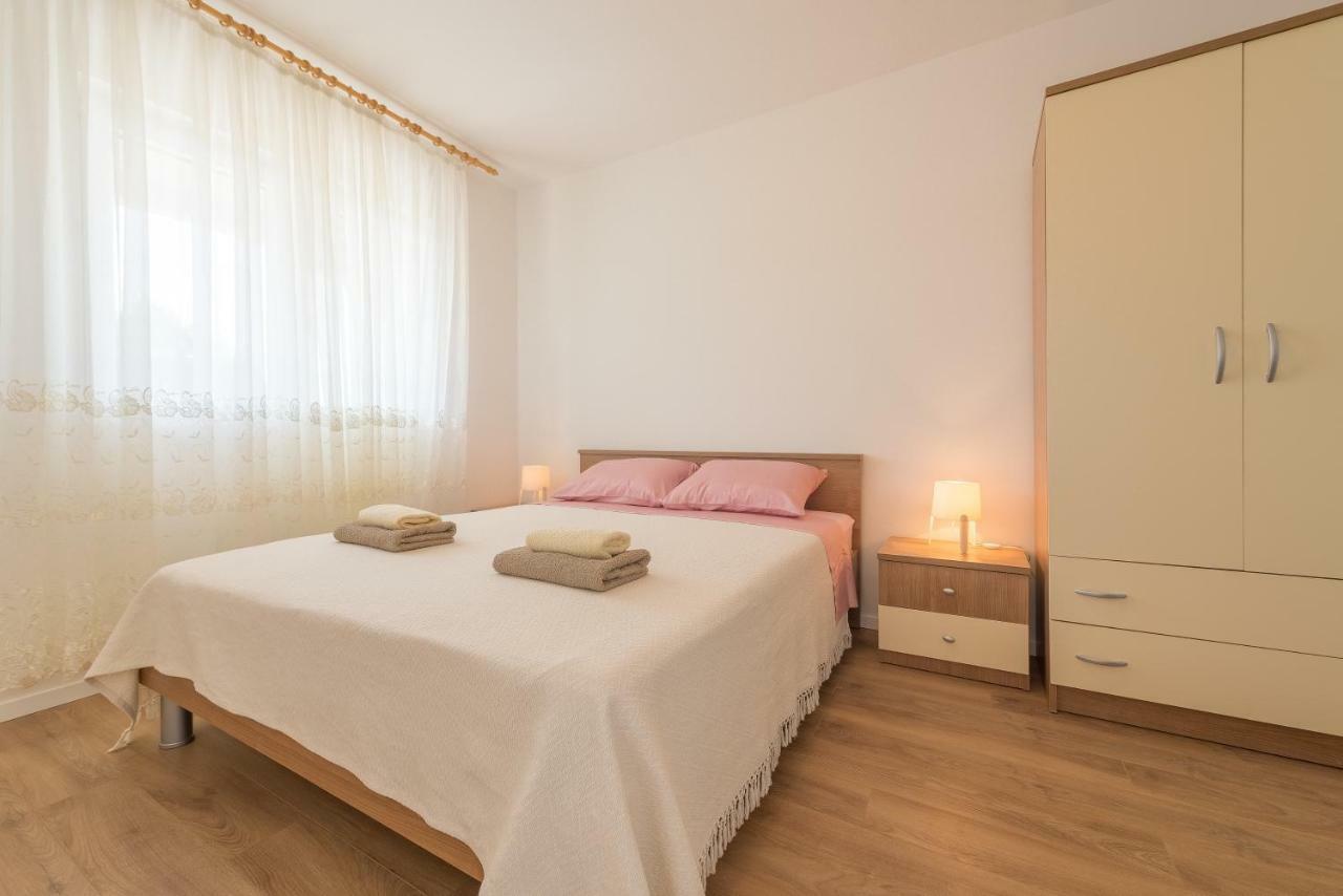Apartmani Dupor Gornji Karin Dış mekan fotoğraf