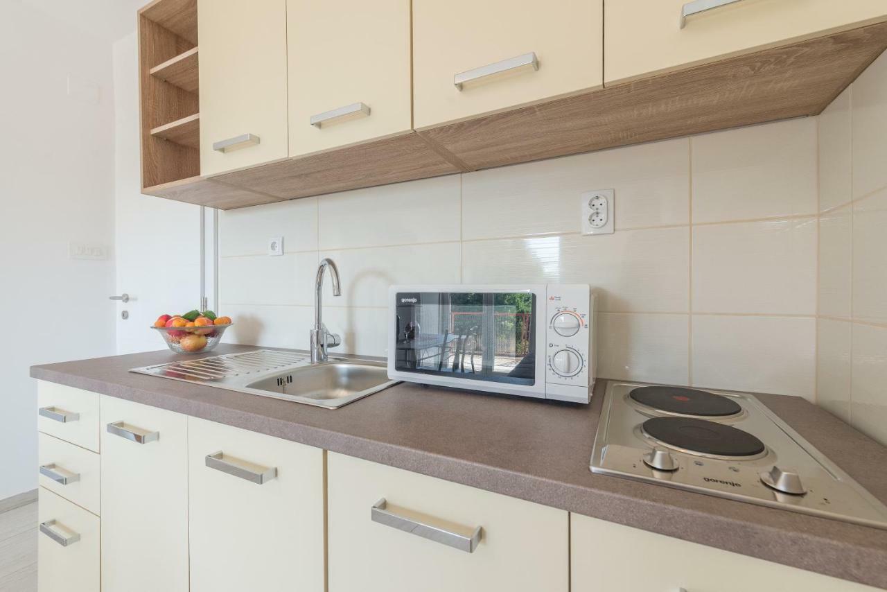 Apartmani Dupor Gornji Karin Dış mekan fotoğraf