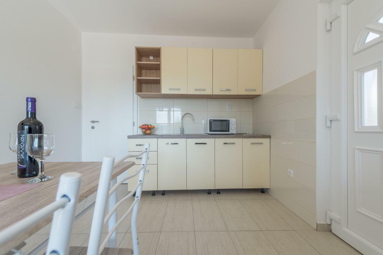 Apartmani Dupor Gornji Karin Dış mekan fotoğraf