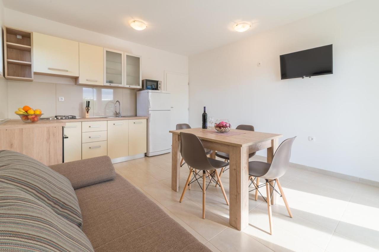 Apartmani Dupor Gornji Karin Dış mekan fotoğraf