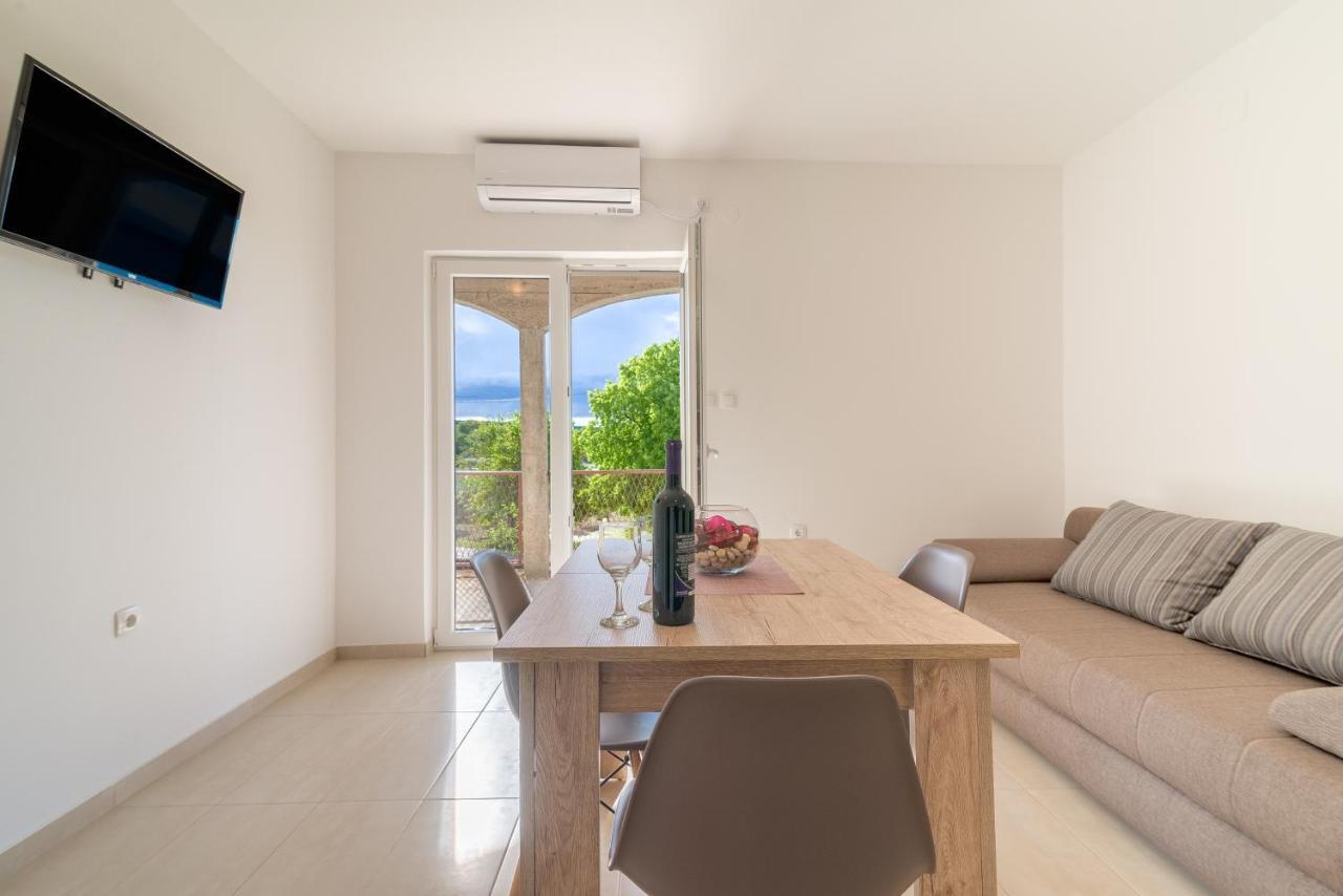 Apartmani Dupor Gornji Karin Dış mekan fotoğraf